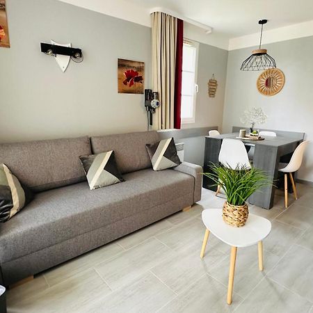 Appartement En Residence Pierre Et Vacance Au Golf Biscarrosse Luaran gambar