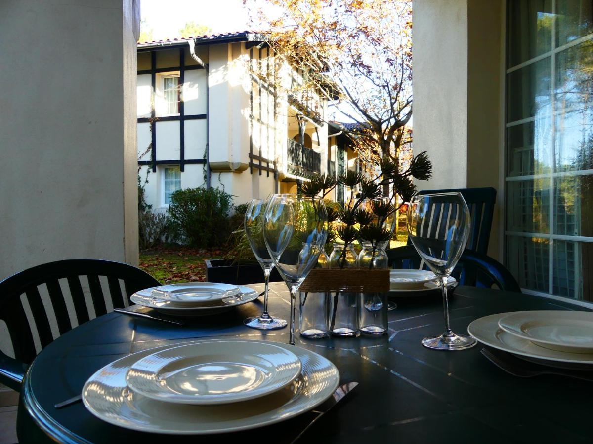 Appartement En Residence Pierre Et Vacance Au Golf Biscarrosse Luaran gambar